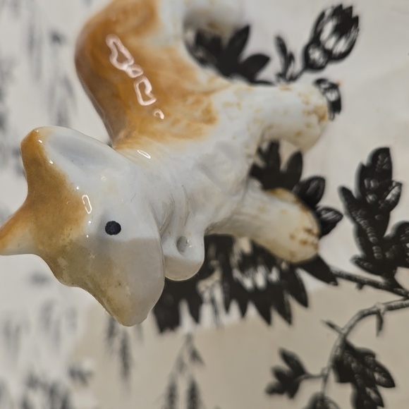 Ceramic Dog Figurine - Brown and White. So6 - Picture 4 of 5